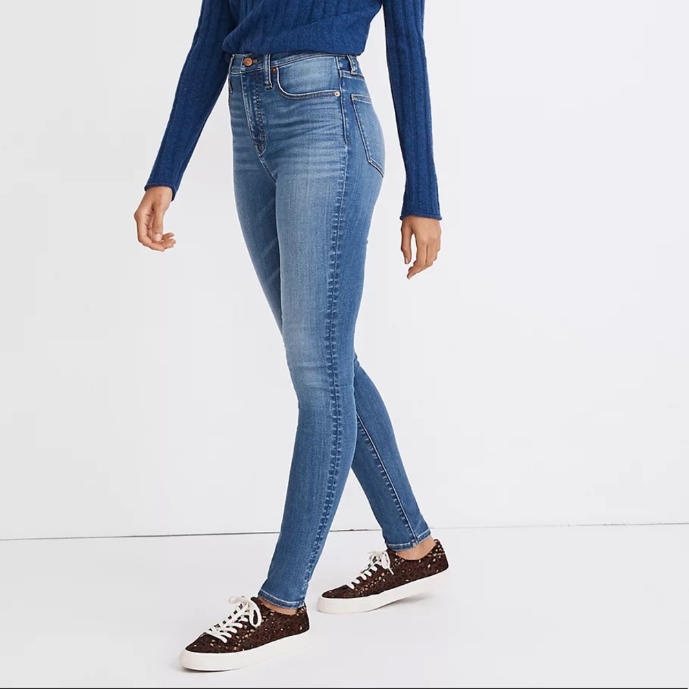 Madewell 11” High Rise Skinny Jeans in Layne Wash